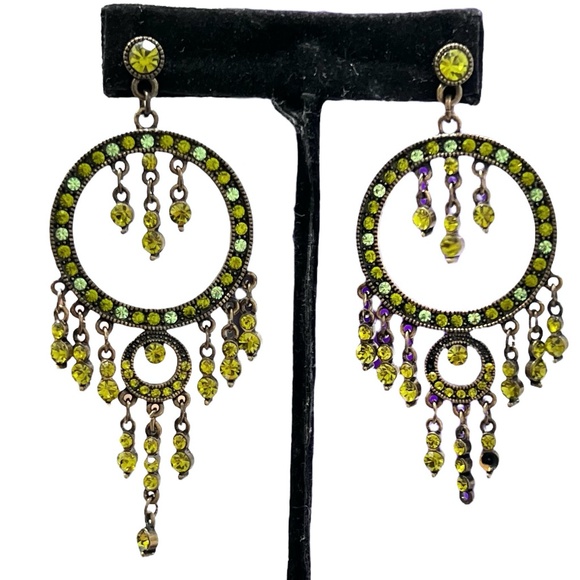 VINTAGE GREEN CRYSTAL CHANDELIER DROP EARRINGS - Picture 1 of 16